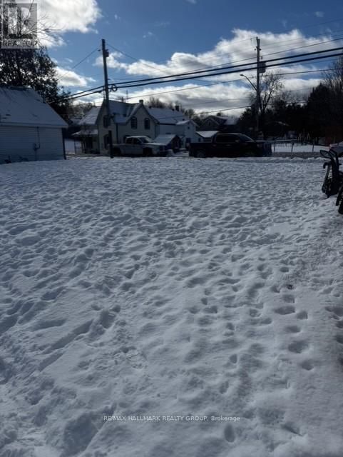 98 NORTH STREET Image 20