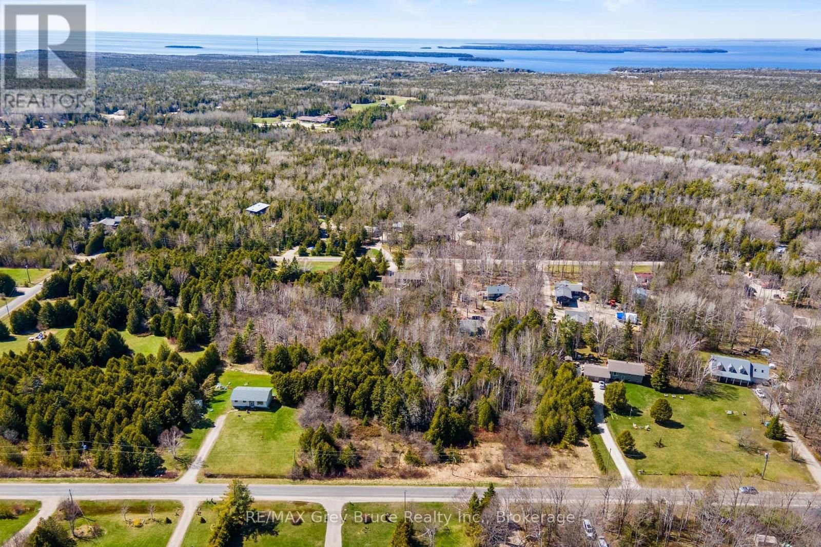 57 MAPLE GOLF CRESCENT Image 16