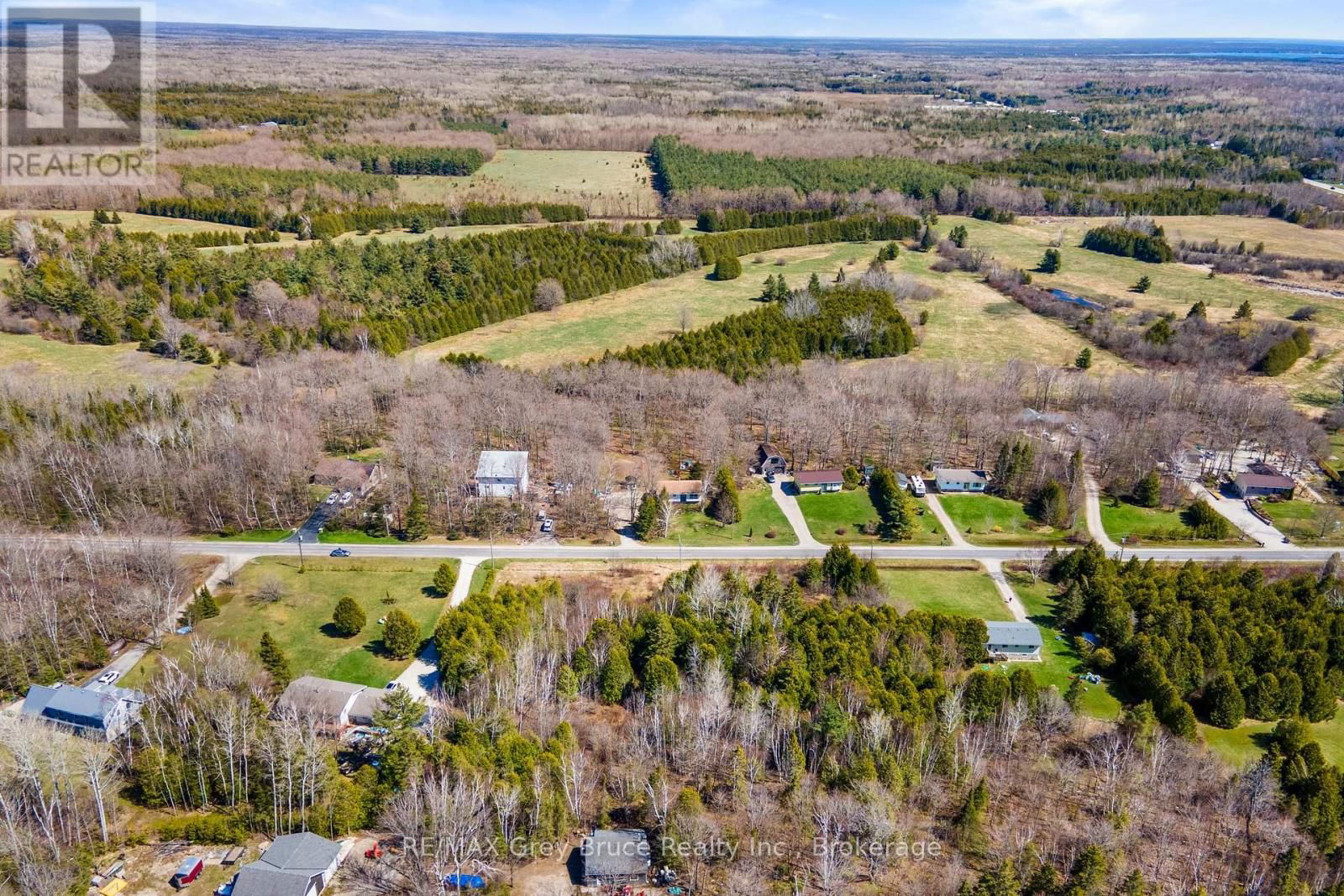 57 MAPLE GOLF CRESCENT Image 22