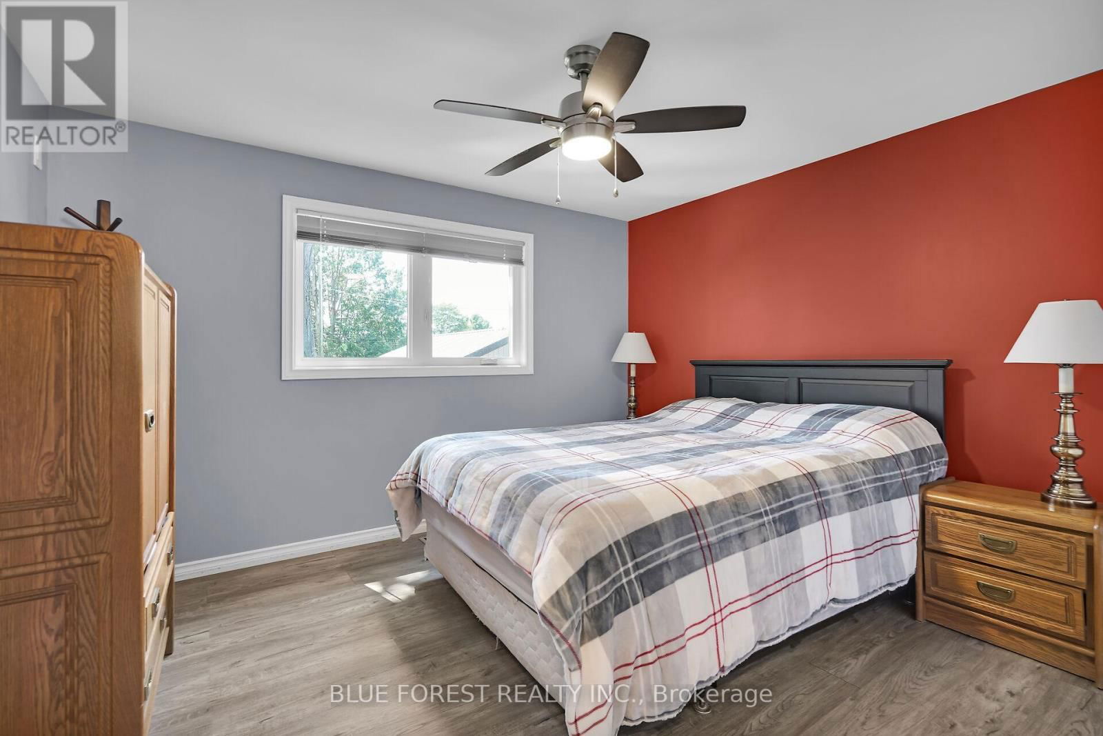 245 CHITTICK CRESCENT Image 18