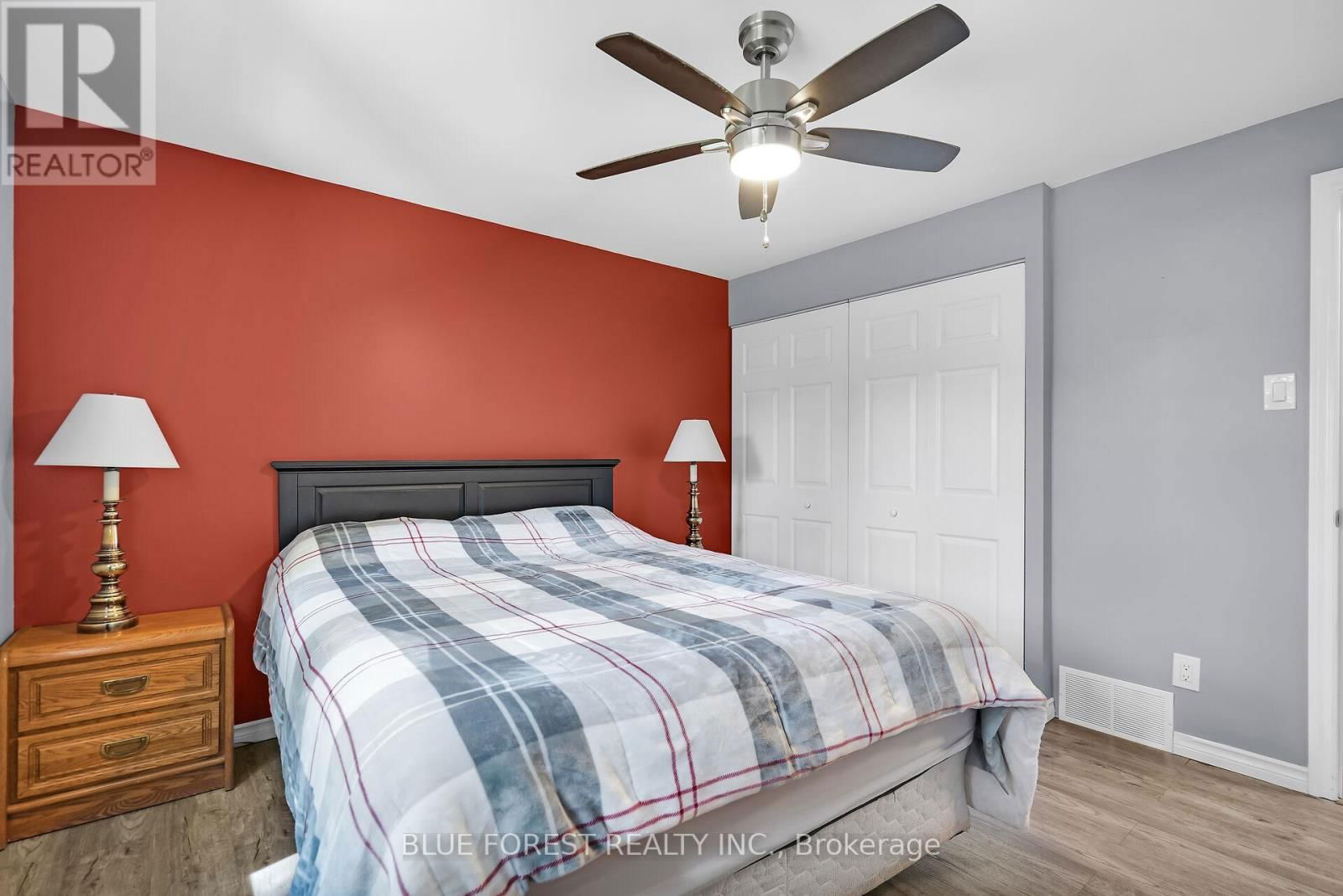 245 CHITTICK CRESCENT Image 19