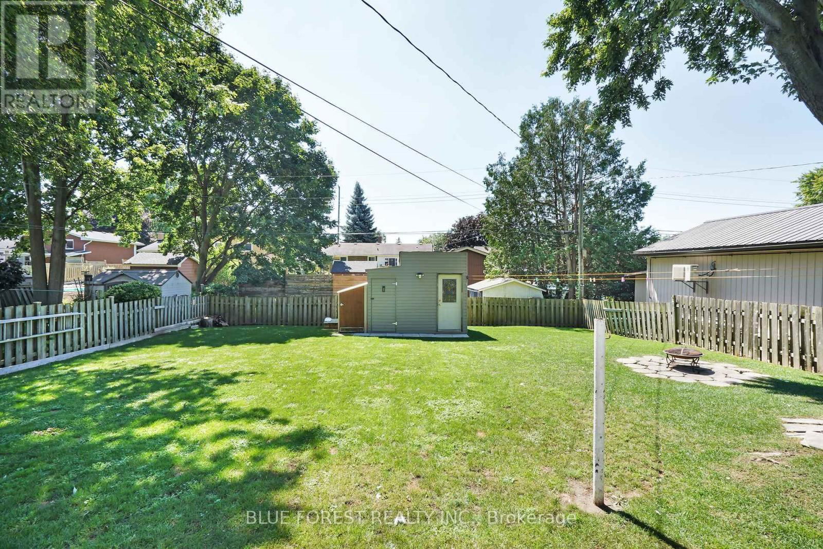 245 CHITTICK CRESCENT Image 41