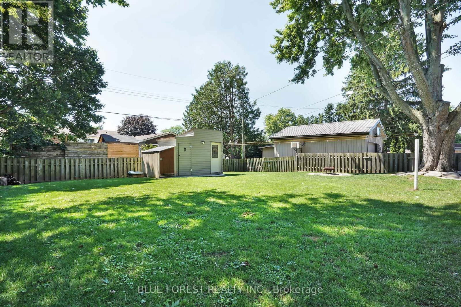 245 CHITTICK CRESCENT Image 42