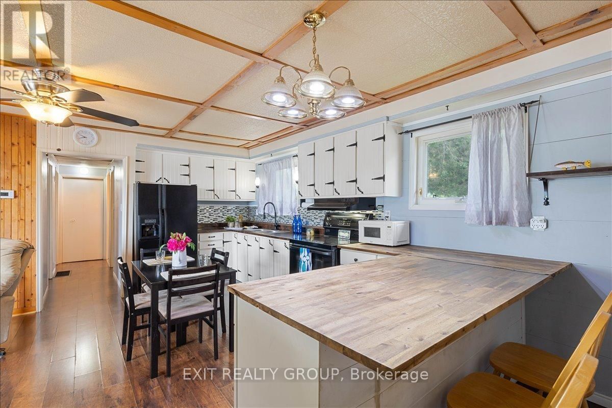 82 OUTLET ROAD Image 10
