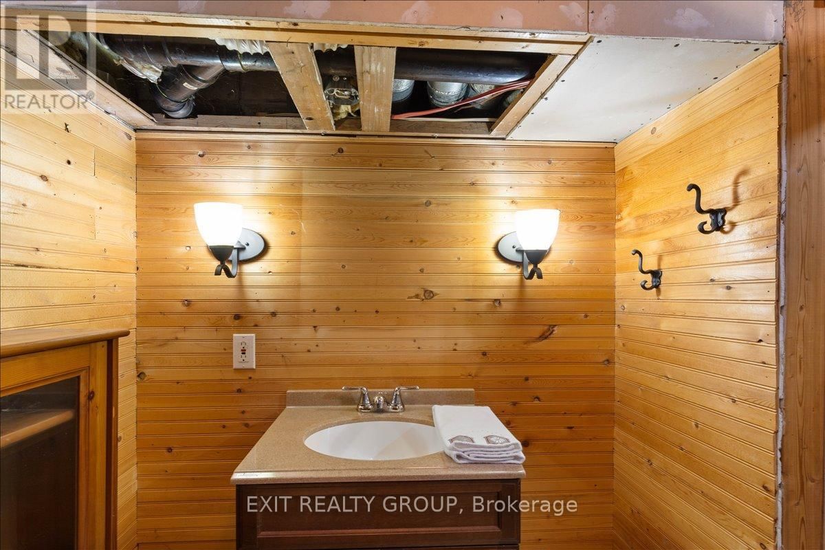 82 OUTLET ROAD Image 29