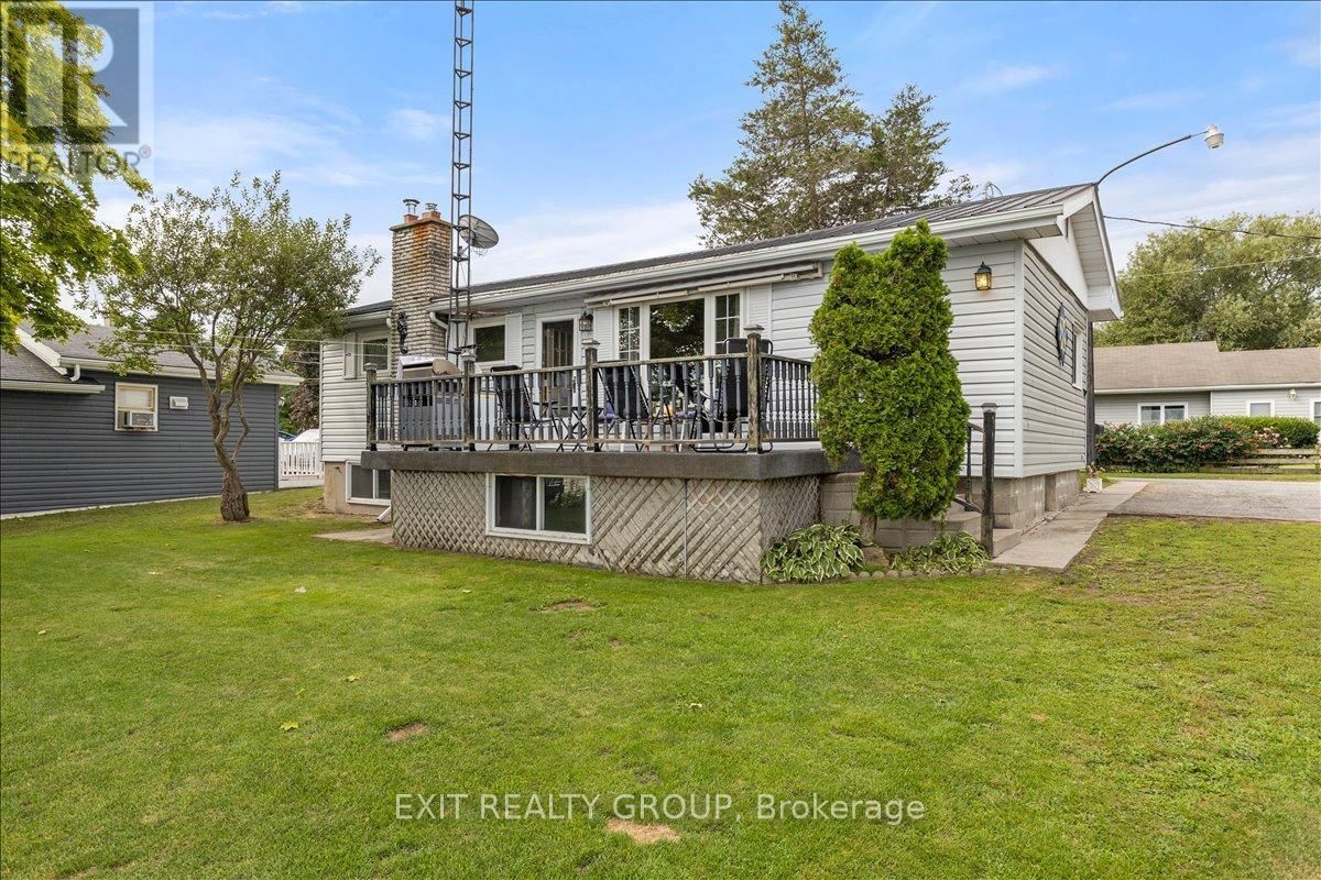 82 OUTLET ROAD Image 32