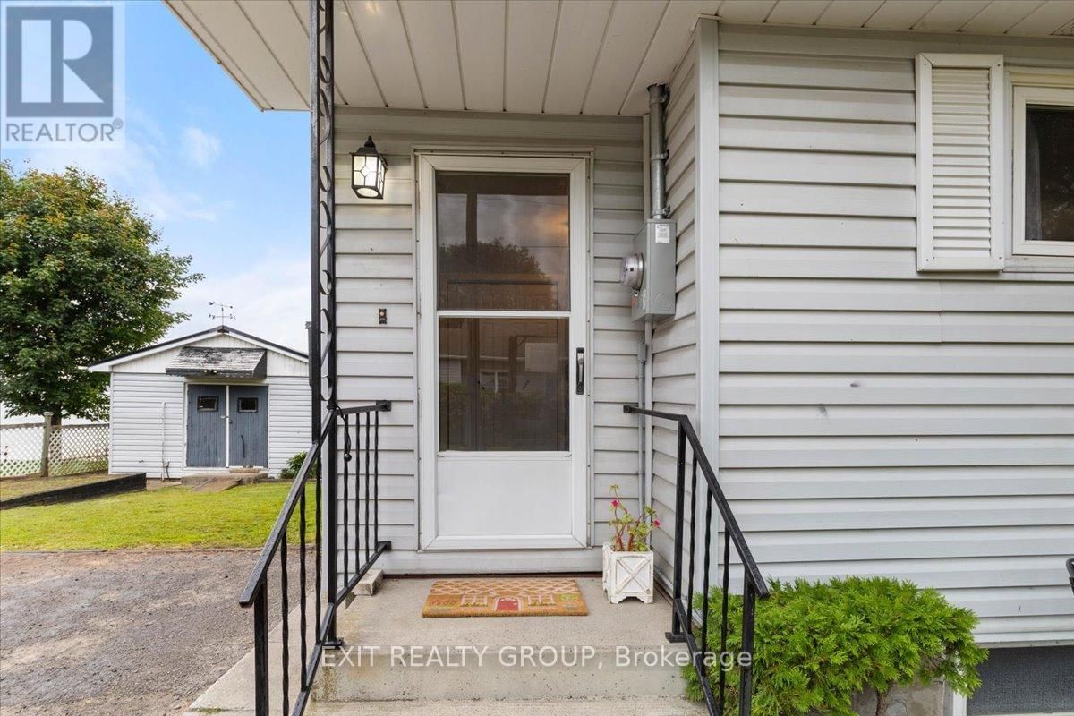 82 OUTLET ROAD Image 7