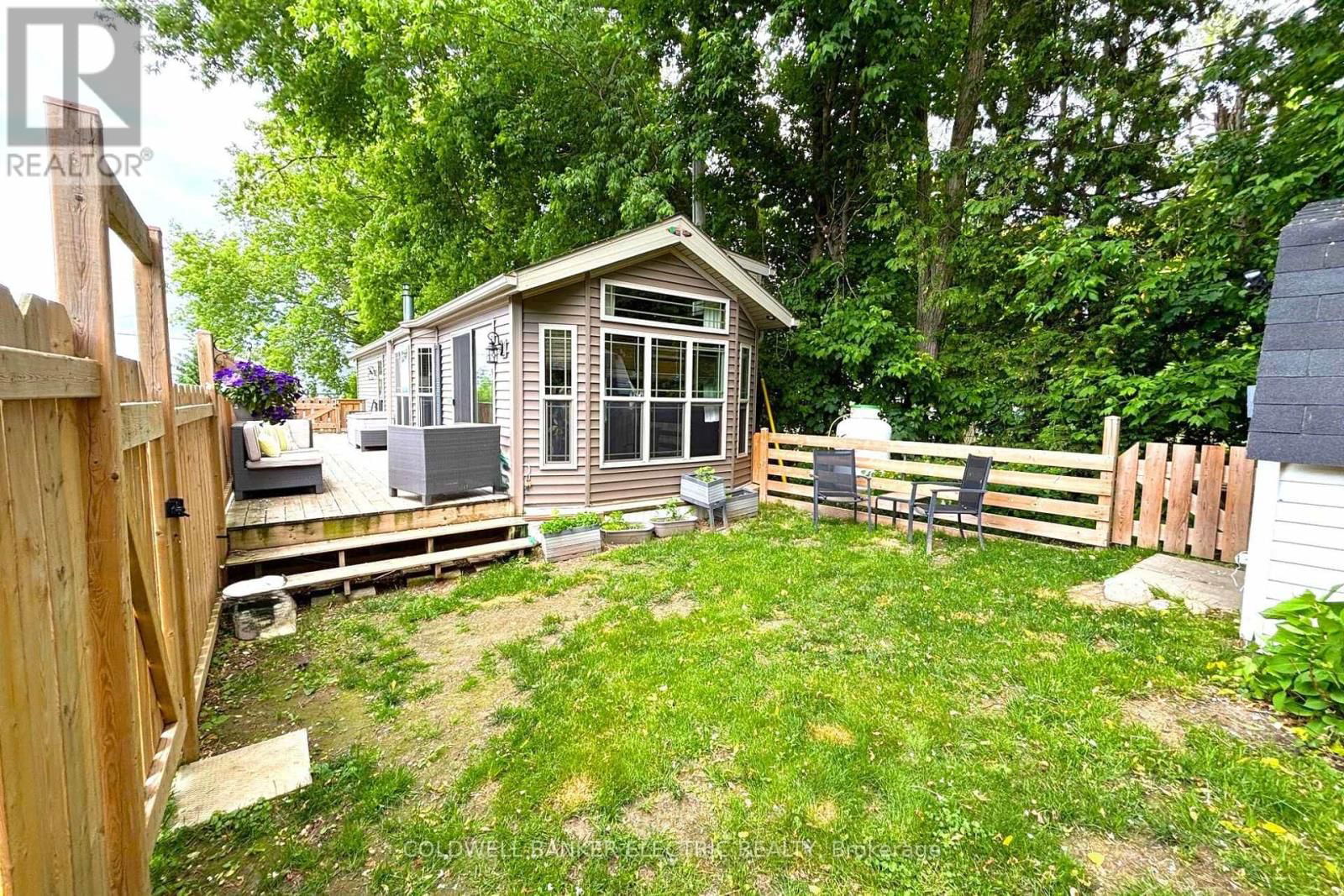485B - 5139 HALSTEAD BEACH ROAD Image 22