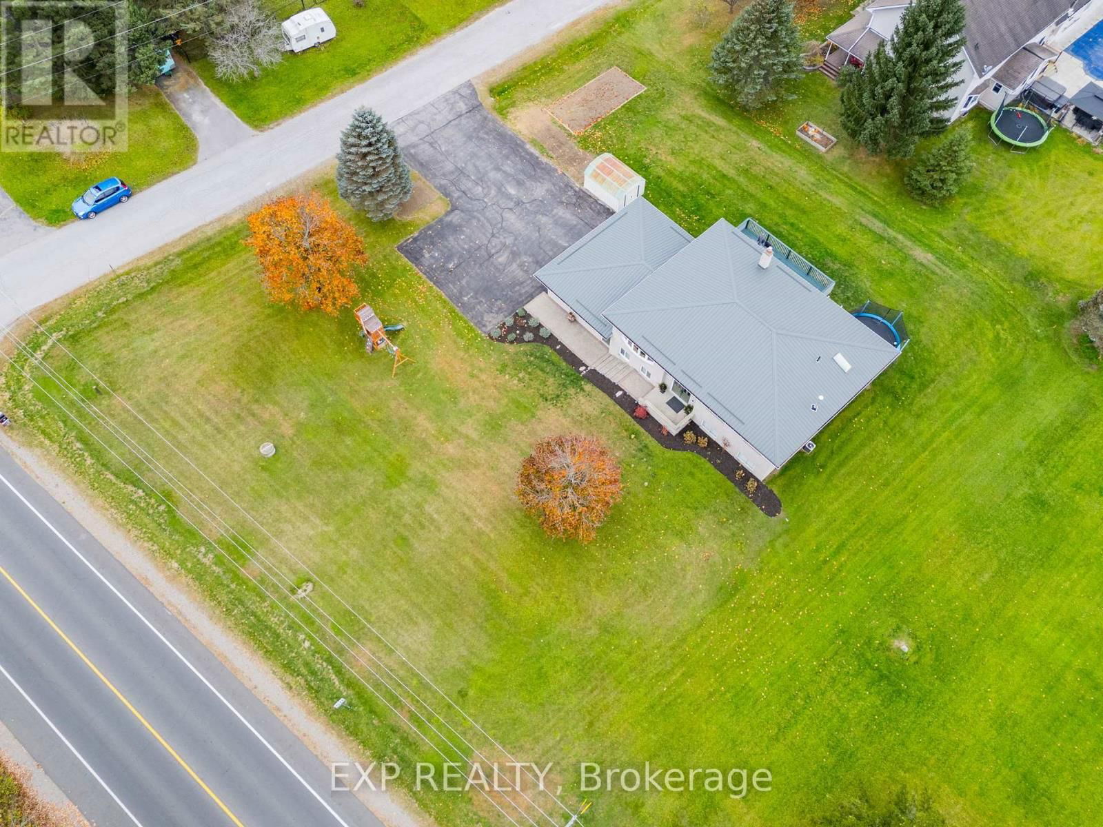8408 TROTTERS LANE WEST Image 34