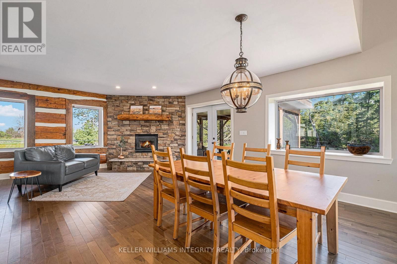 6548 CARP ROAD Image 10