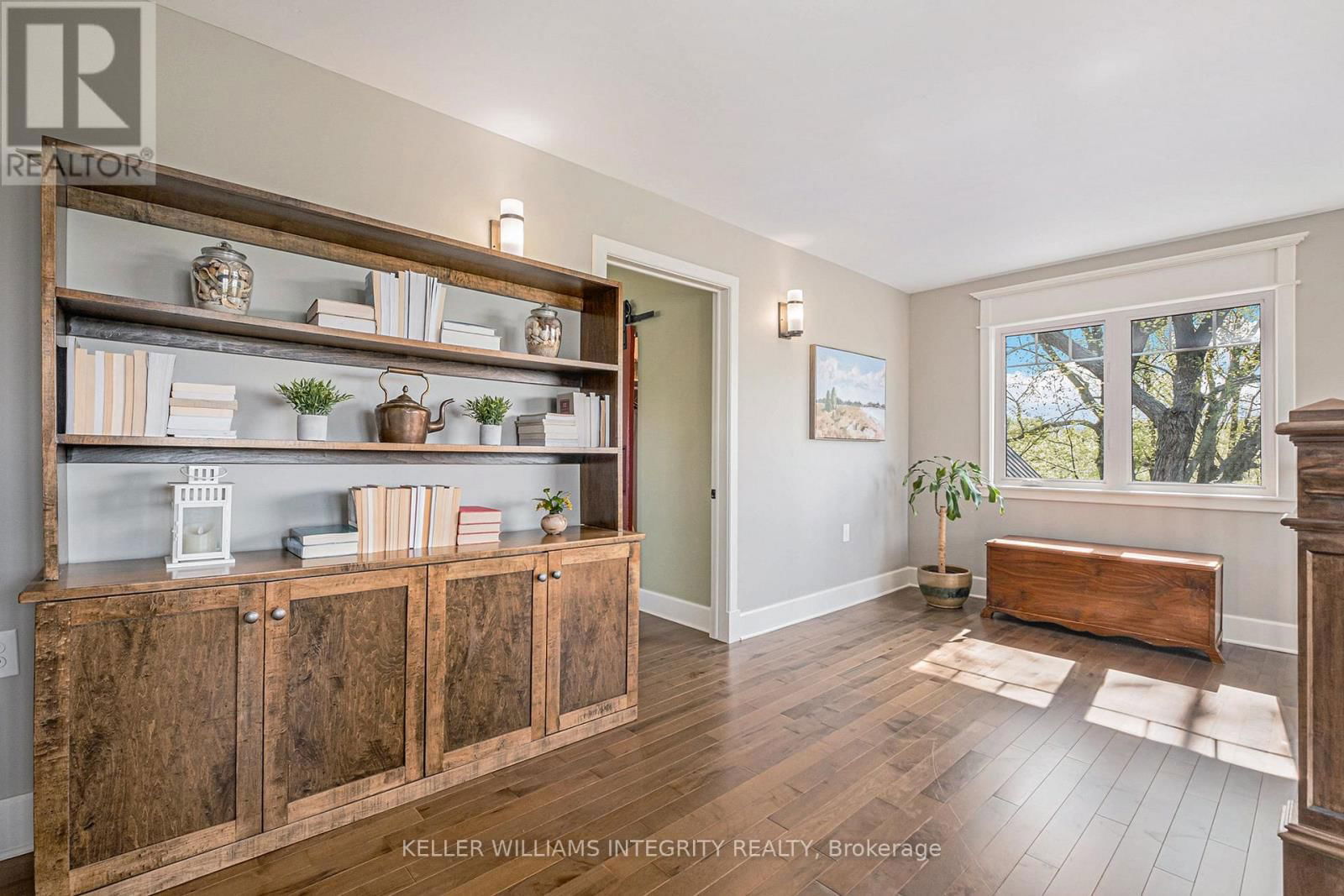 6548 CARP ROAD Image 15