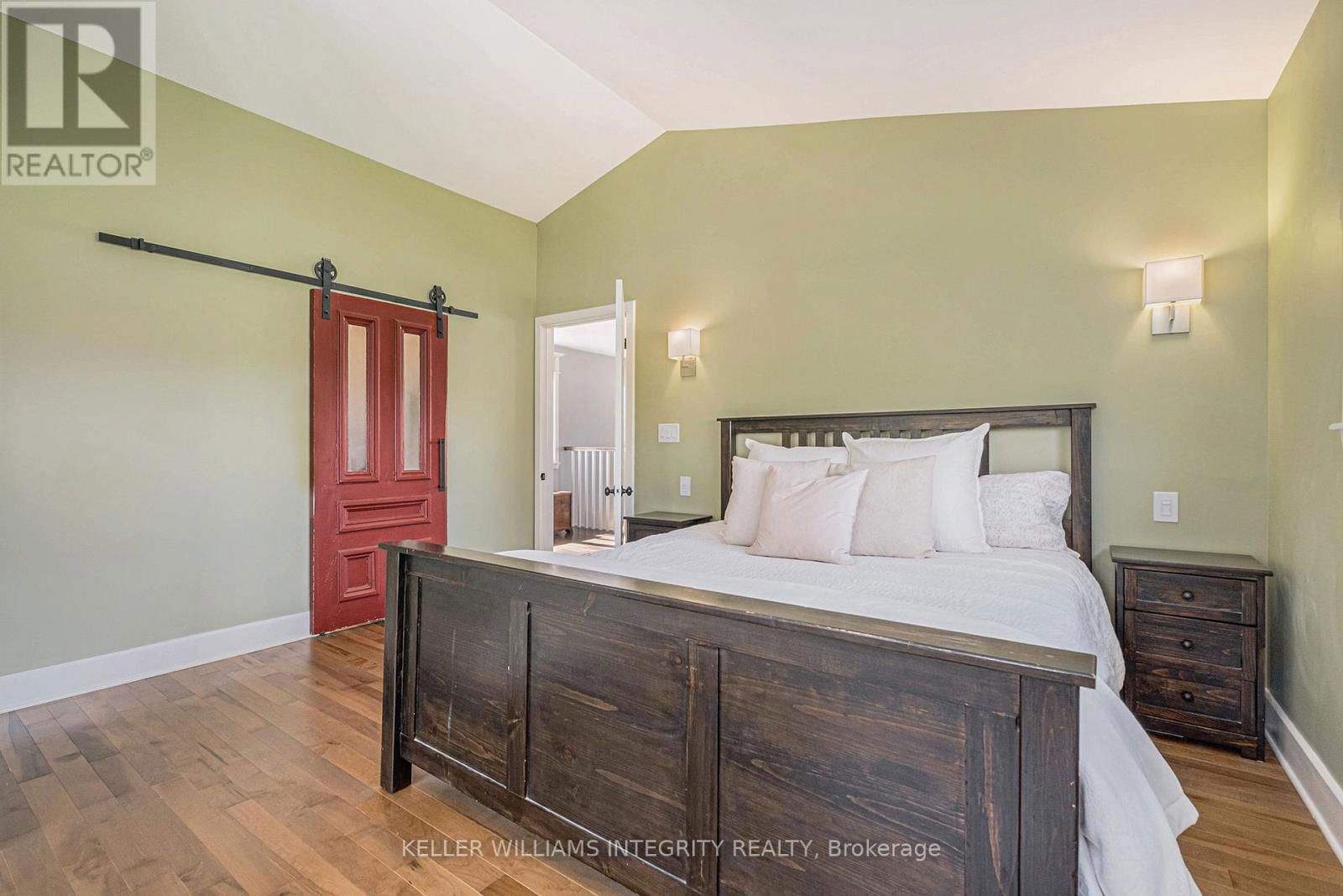 6548 CARP ROAD Image 16