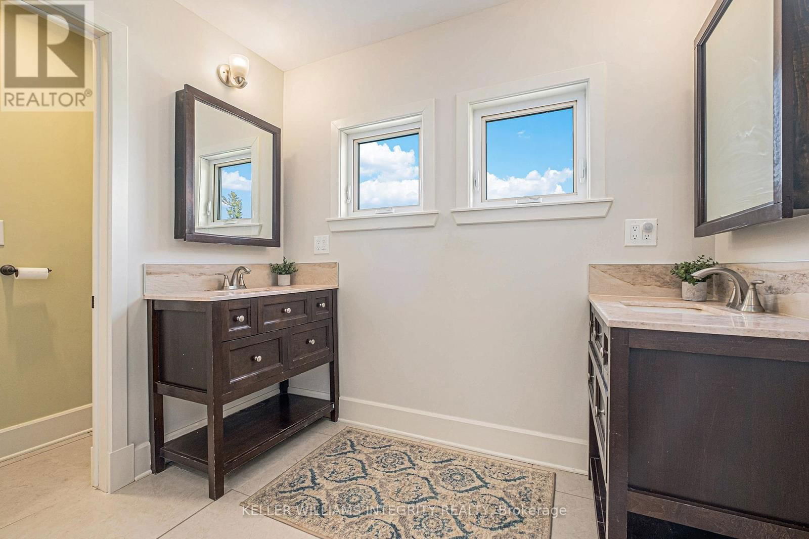 6548 CARP ROAD Image 28