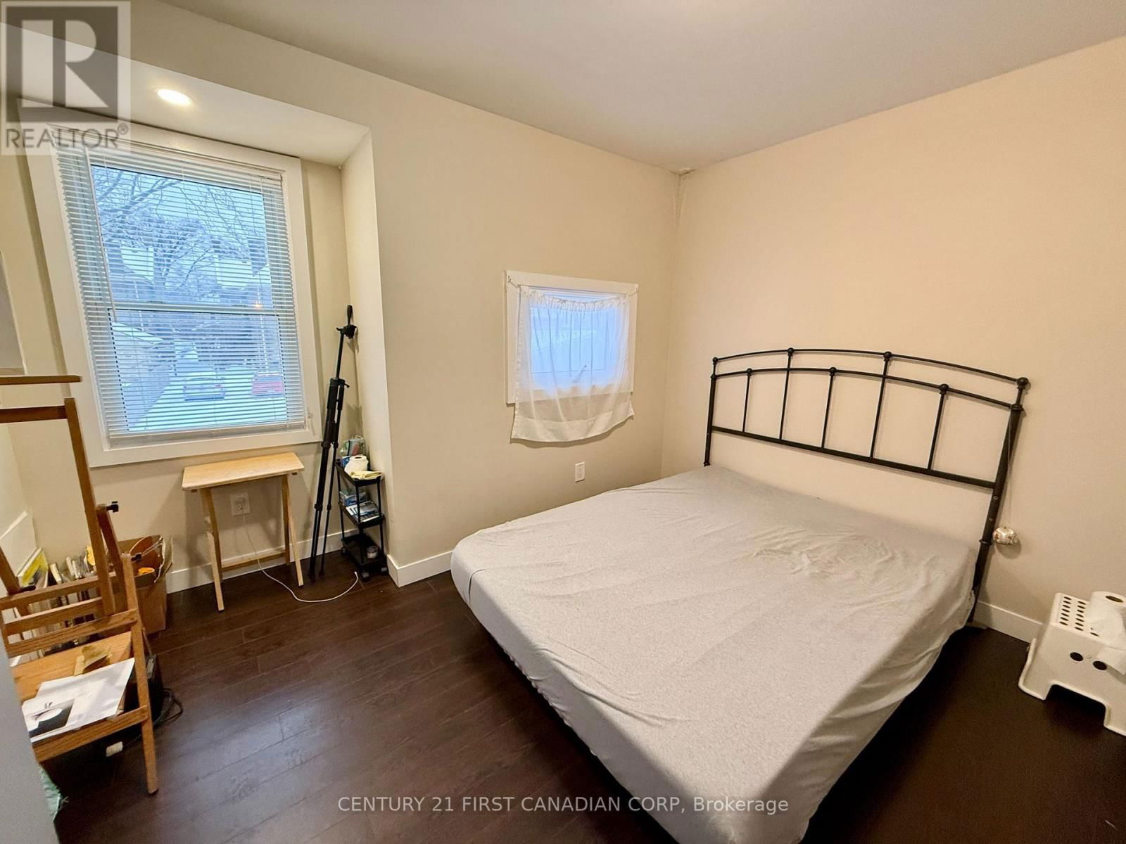 289 OXFORD STREET Image 8
