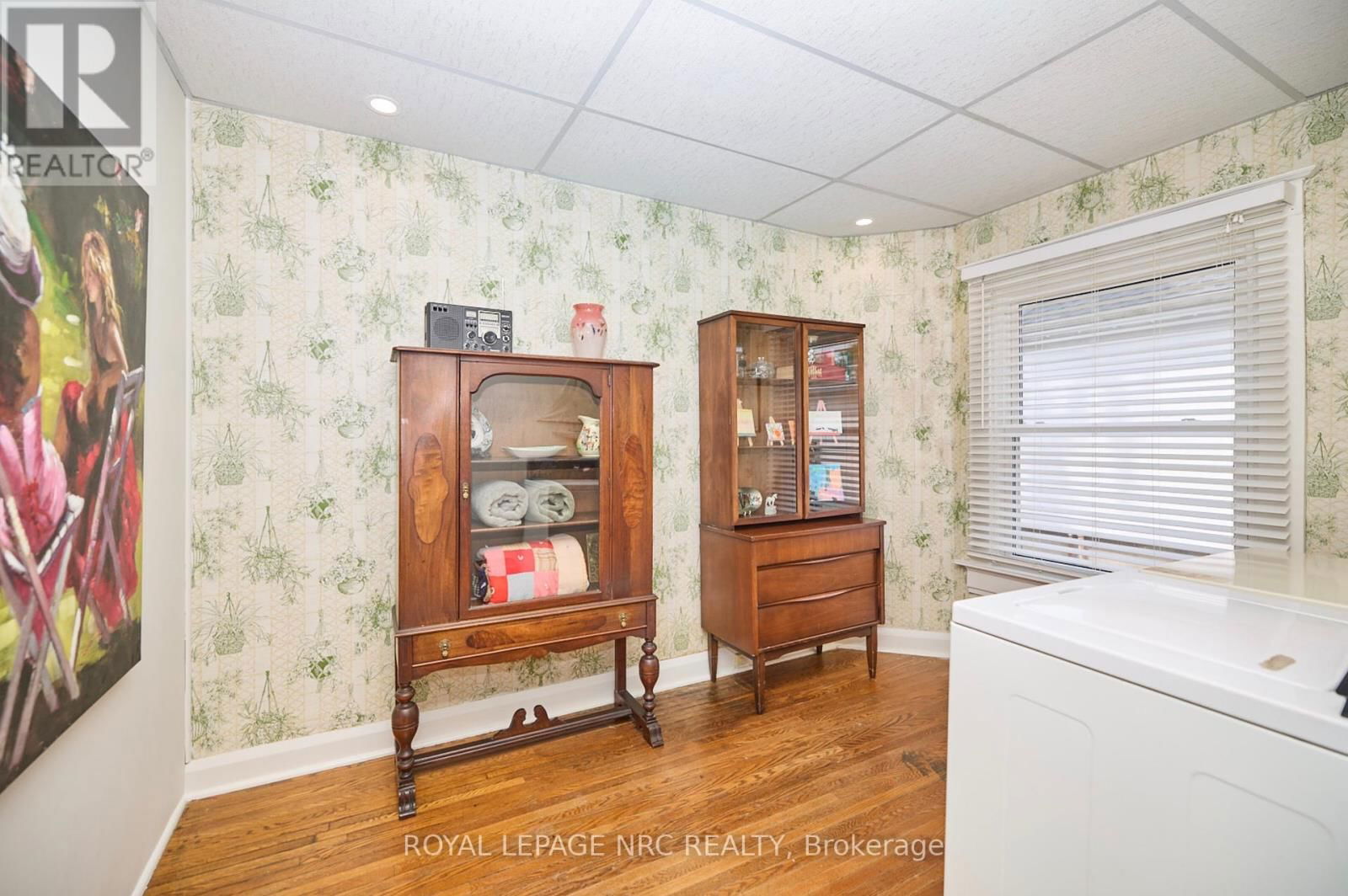 54 HENRY STREET Image 10