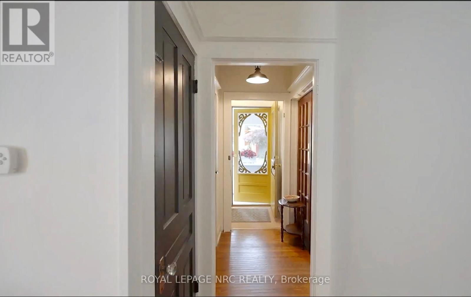54 HENRY STREET Image 13