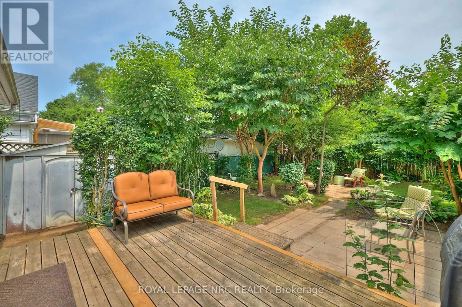 54 HENRY STREET Image 30