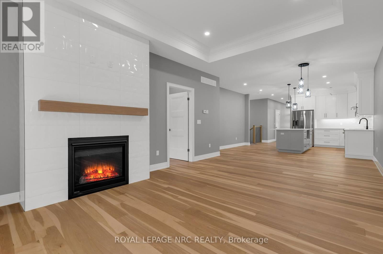 265 LANCASTER DRIVE Image 10
