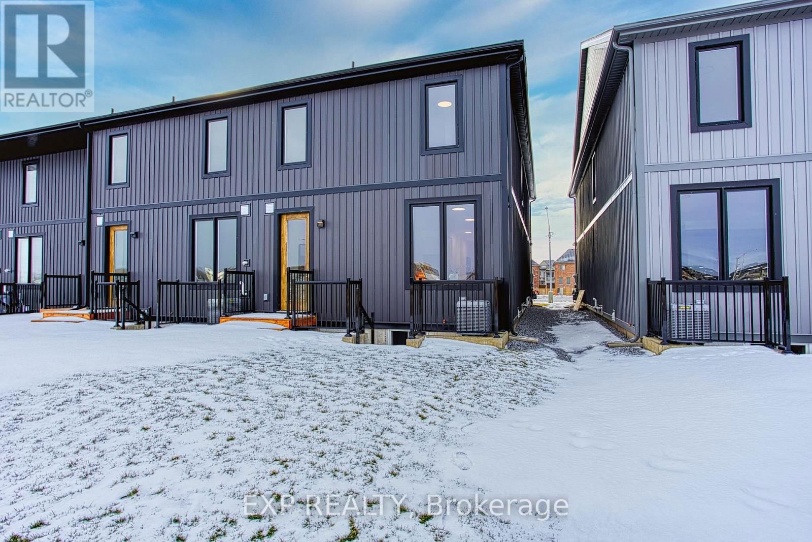 7487 SPLENDOUR DRIVE Image 27