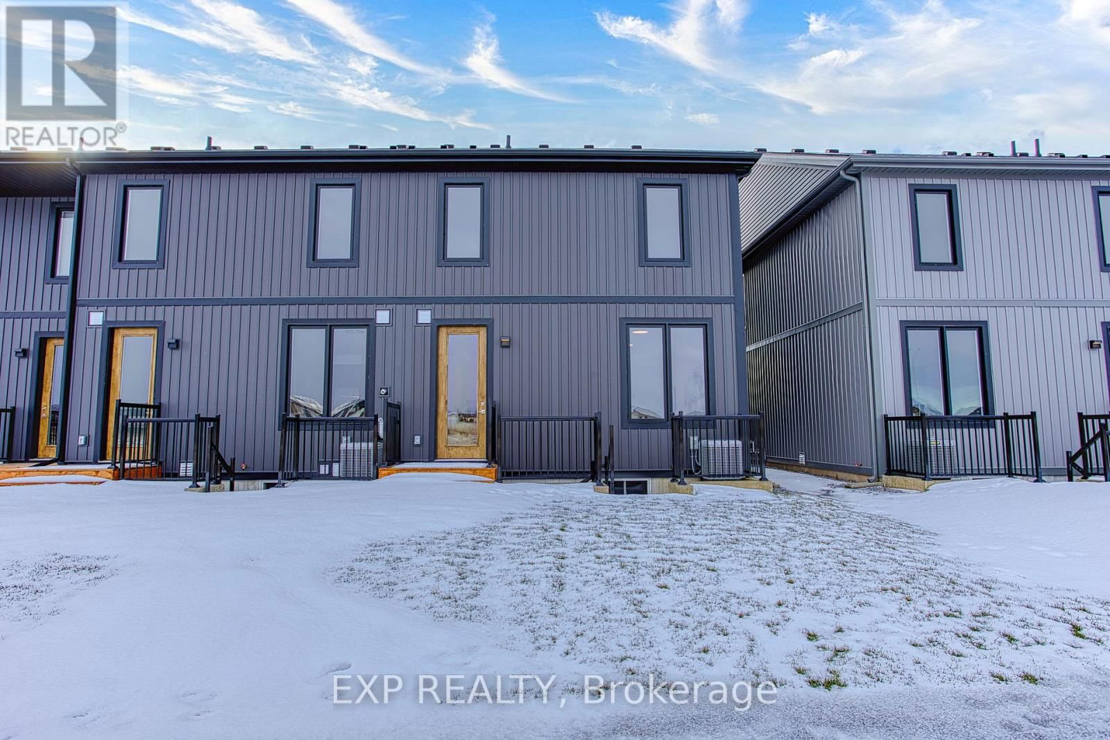 7487 SPLENDOUR DRIVE Image 28
