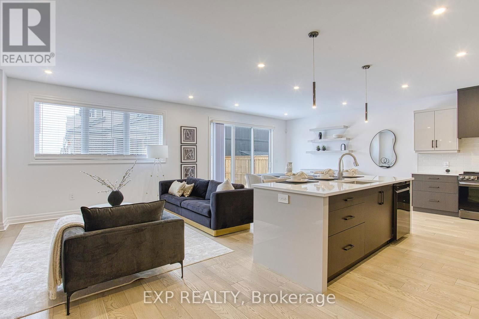 7543 SPLENDOUR DRIVE Image 11