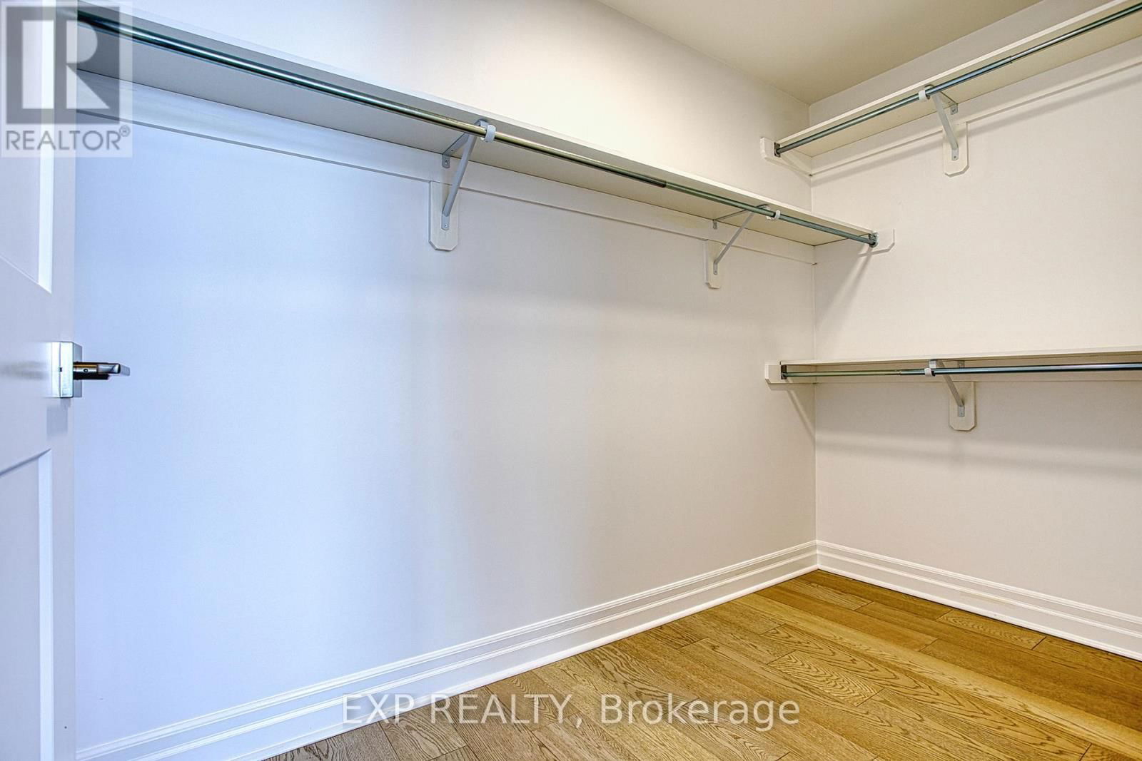 7543 SPLENDOUR DRIVE Image 33