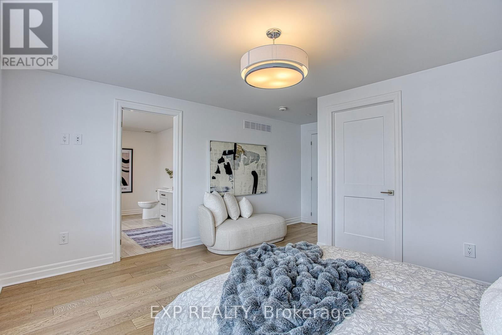 7543 SPLENDOUR DRIVE Image 35