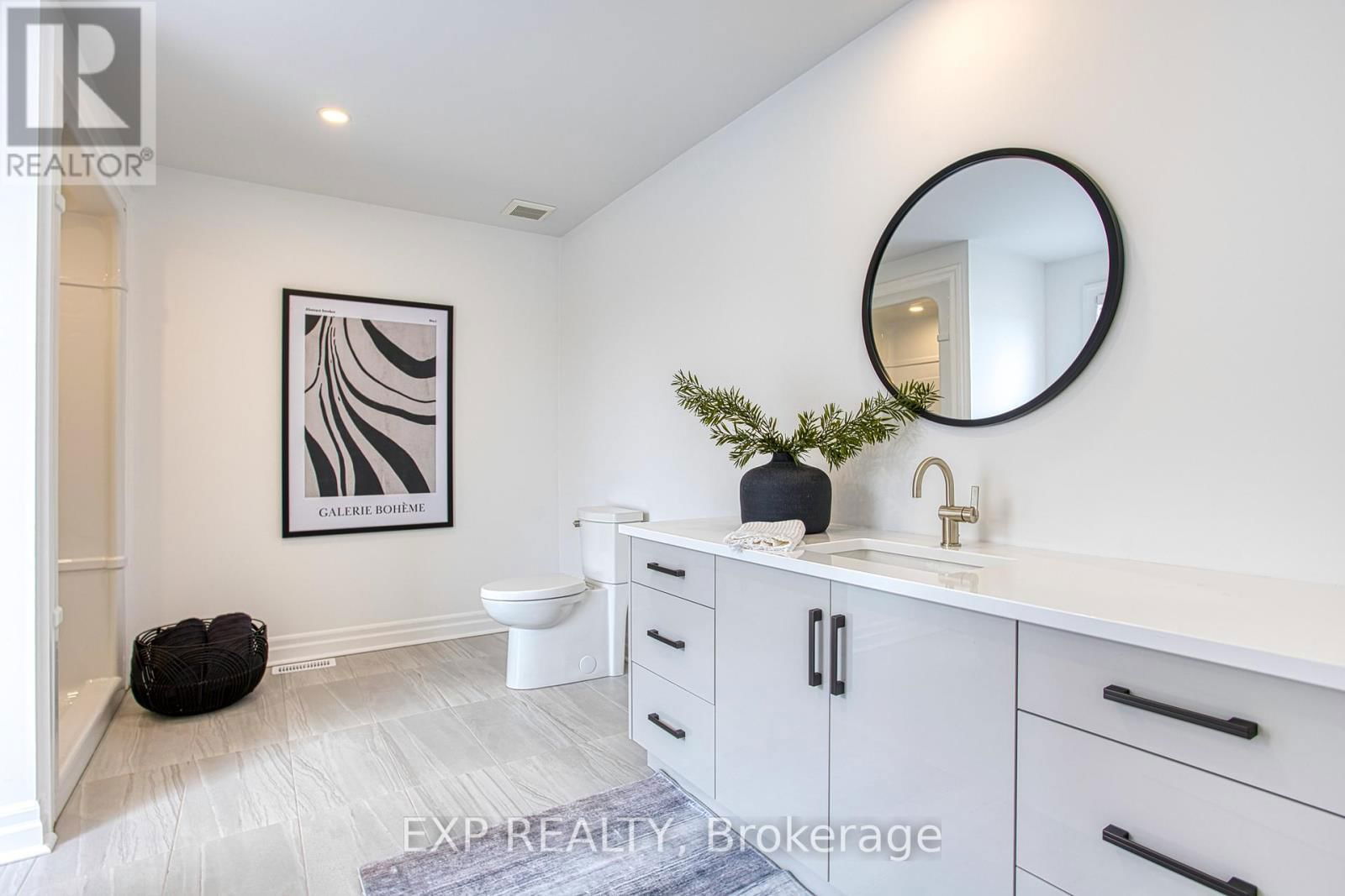 7543 SPLENDOUR DRIVE Image 36