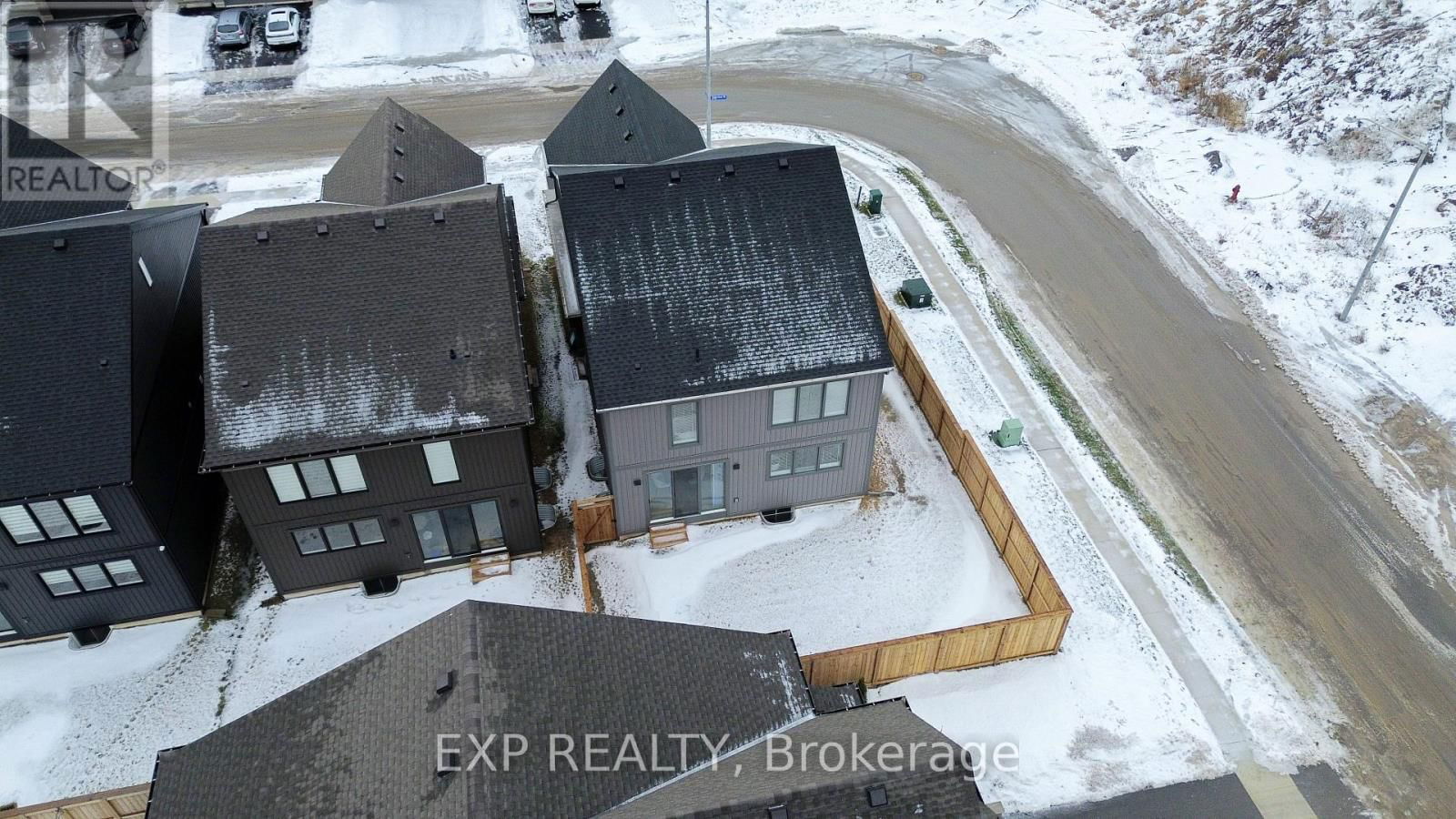 7543 SPLENDOUR DRIVE Image 48