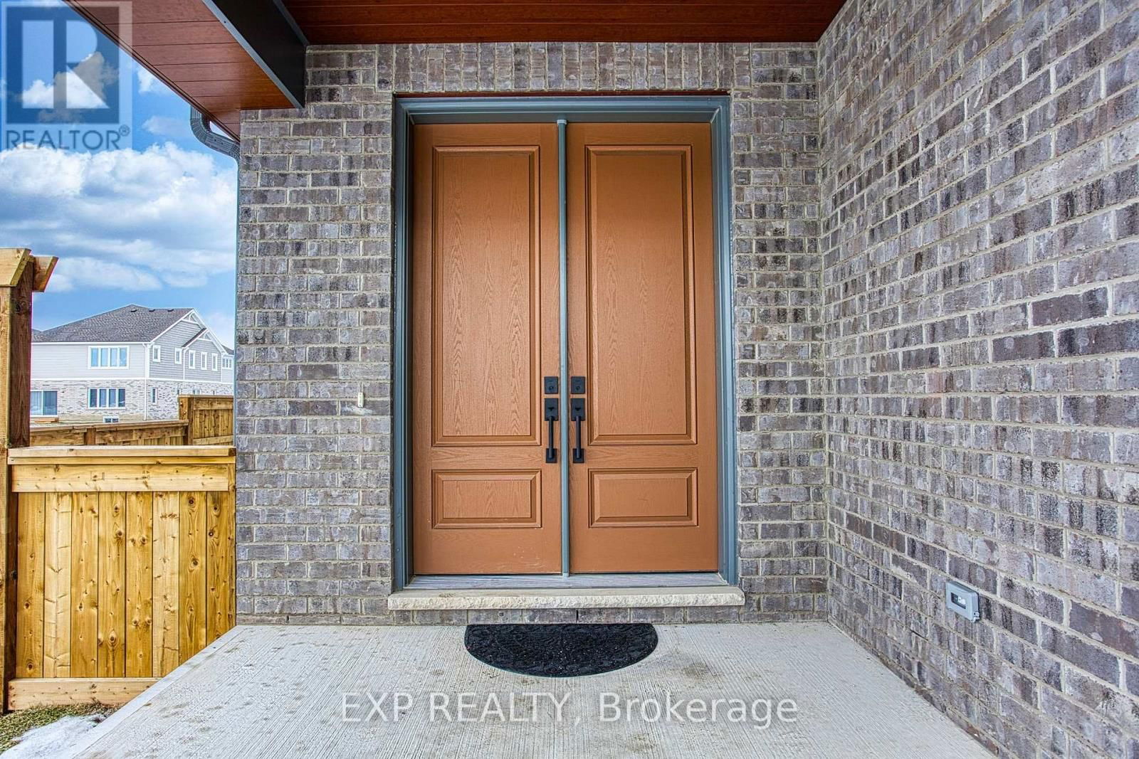 7543 SPLENDOUR DRIVE Image 5