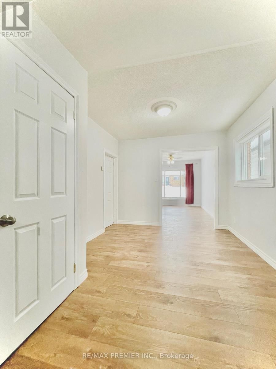 365 BESSIE AVENUE Image 11