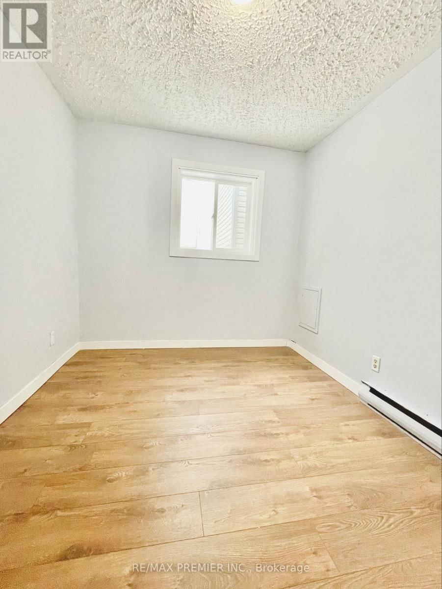 365 BESSIE AVENUE Image 15