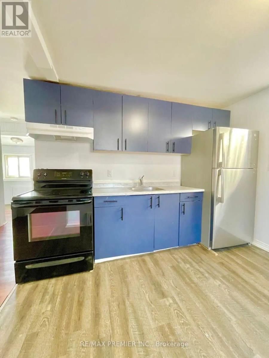 365 BESSIE AVENUE Image 20