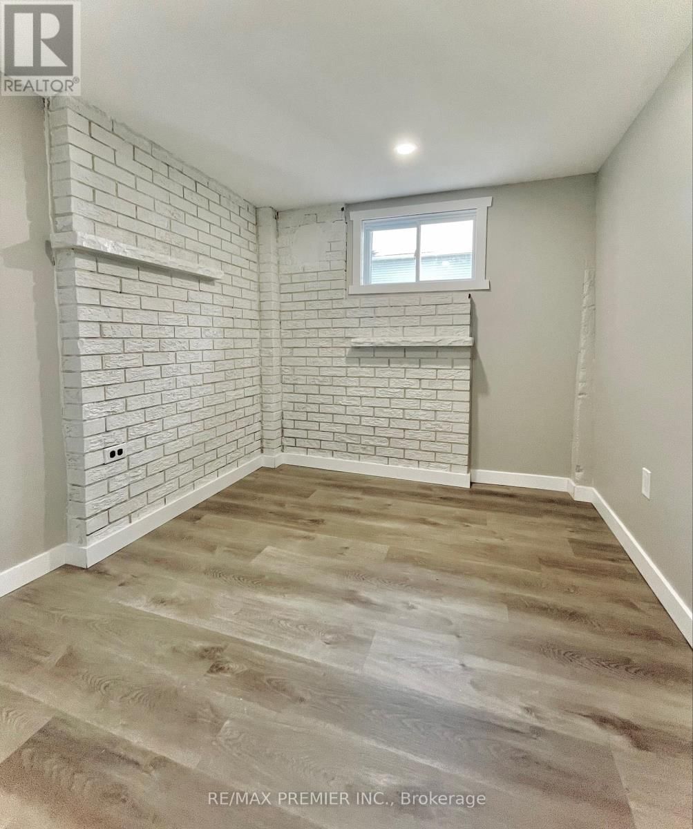 365 BESSIE AVENUE Image 30