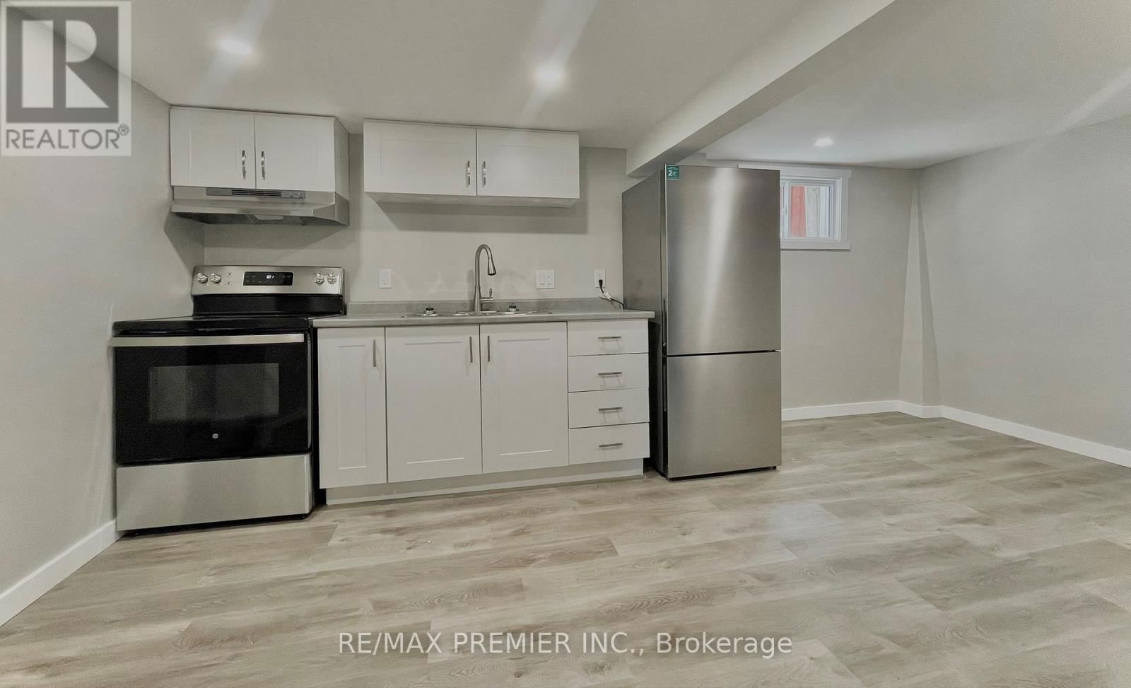 365 BESSIE AVENUE Image 32