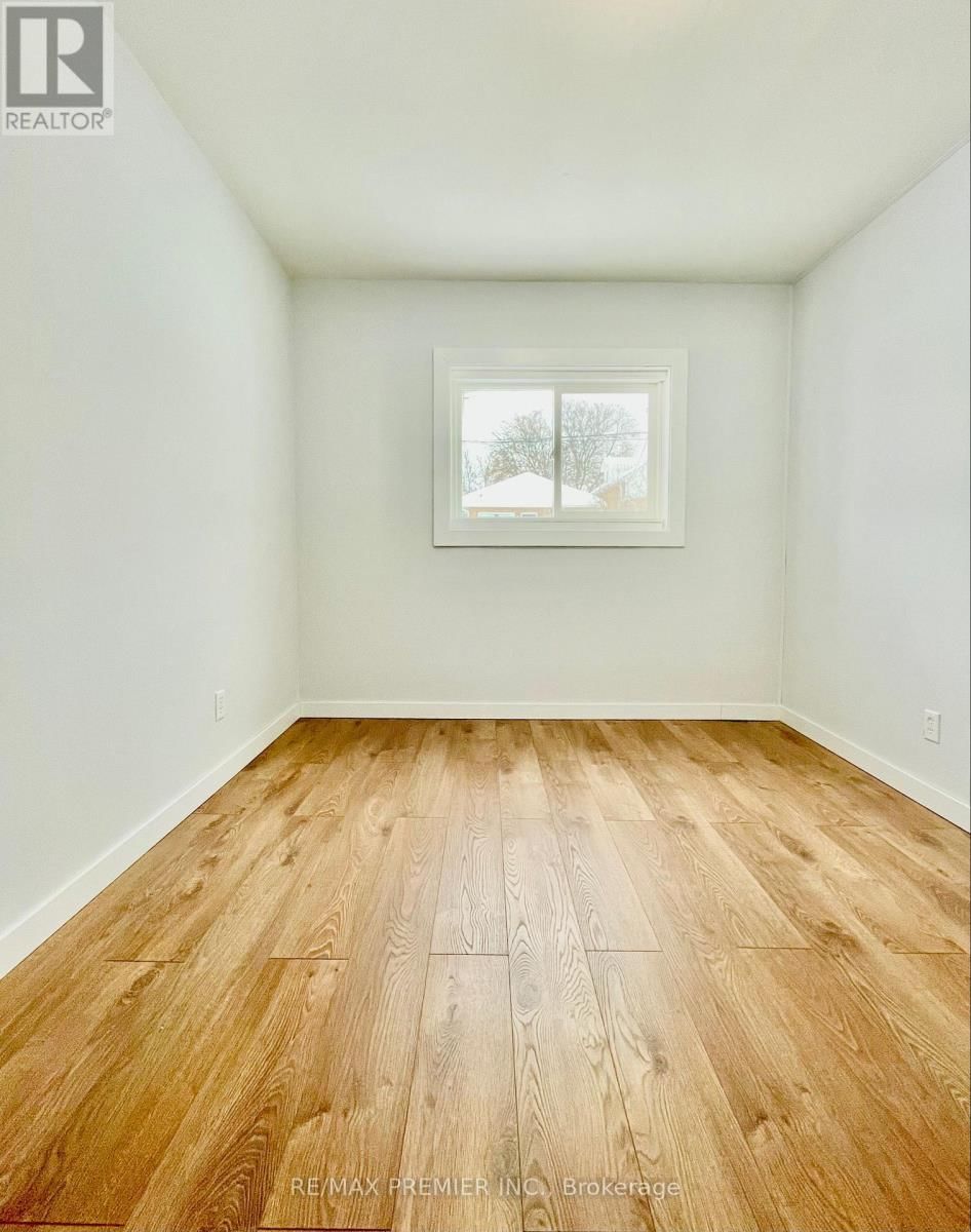 365 BESSIE AVENUE Image 6
