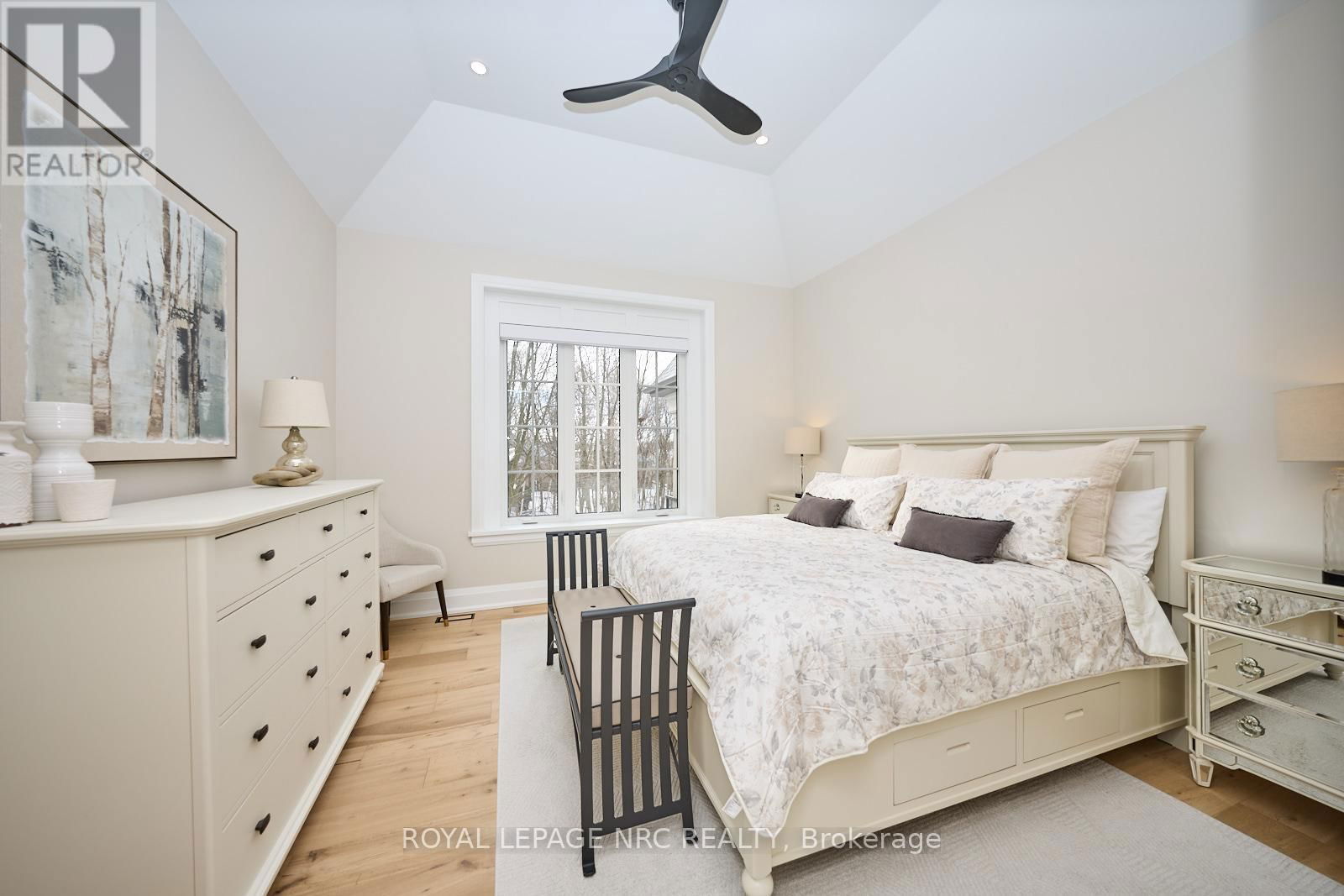 12 - 190 CANBORO ROAD Image 25