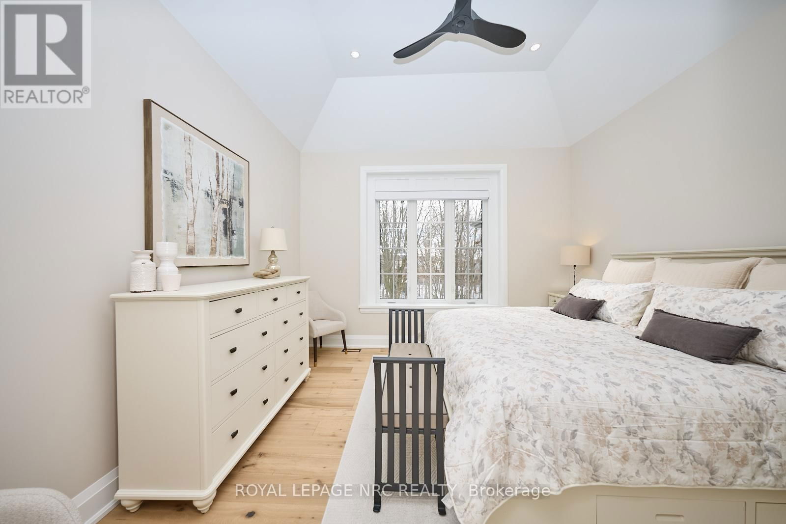 12 - 190 CANBORO ROAD Image 26