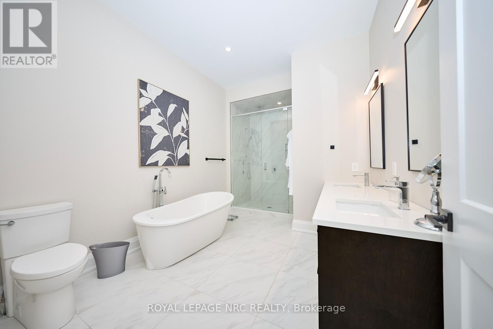 12 - 190 CANBORO ROAD Image 27