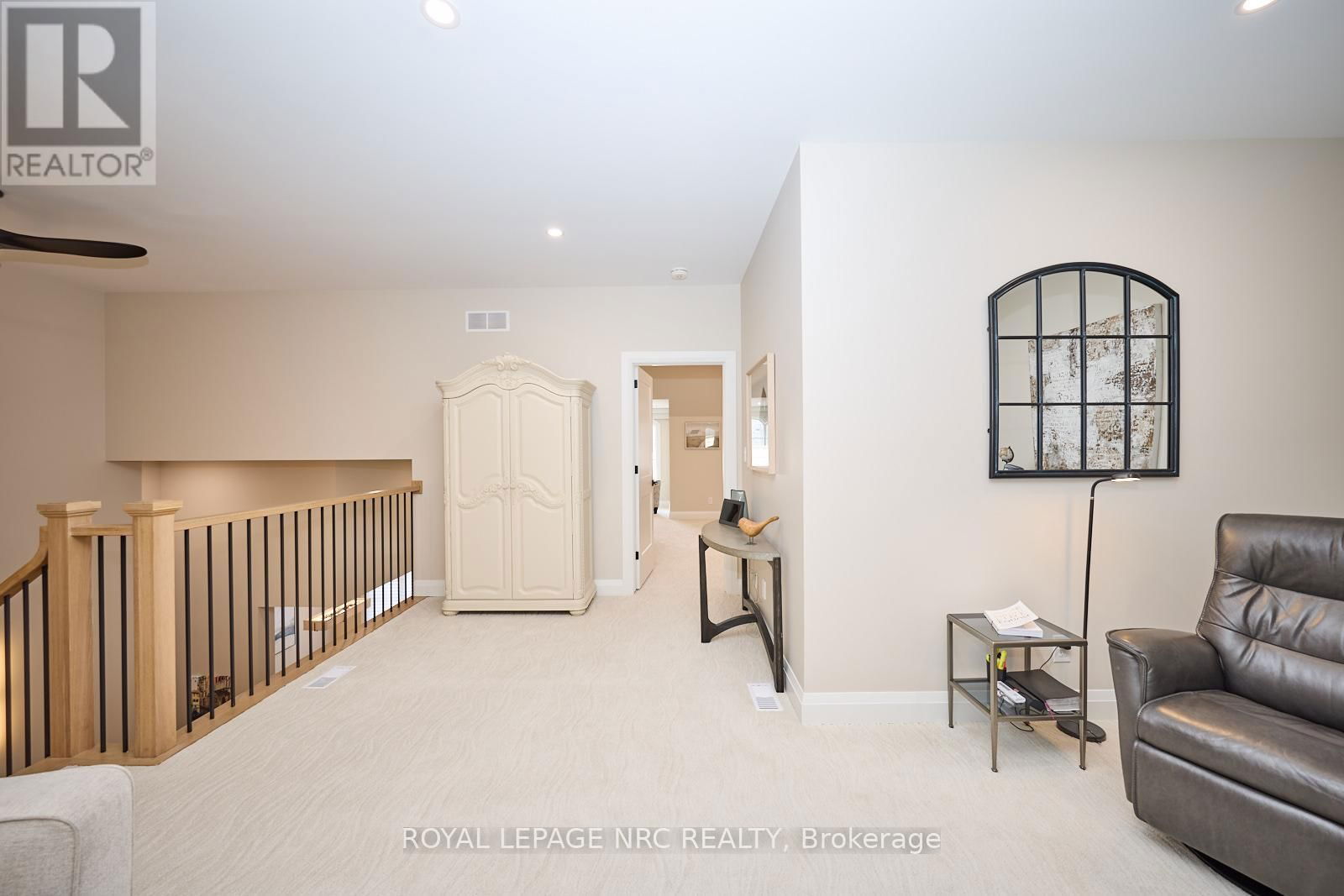 12 - 190 CANBORO ROAD Image 31