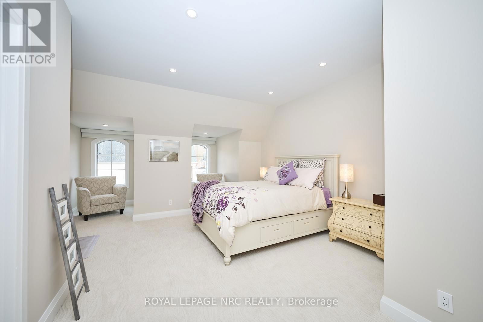 12 - 190 CANBORO ROAD Image 34