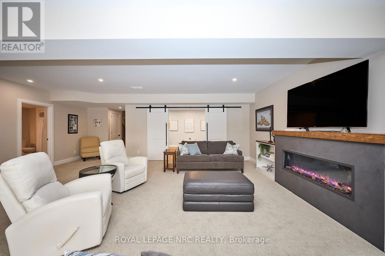12 - 190 CANBORO ROAD Image 41