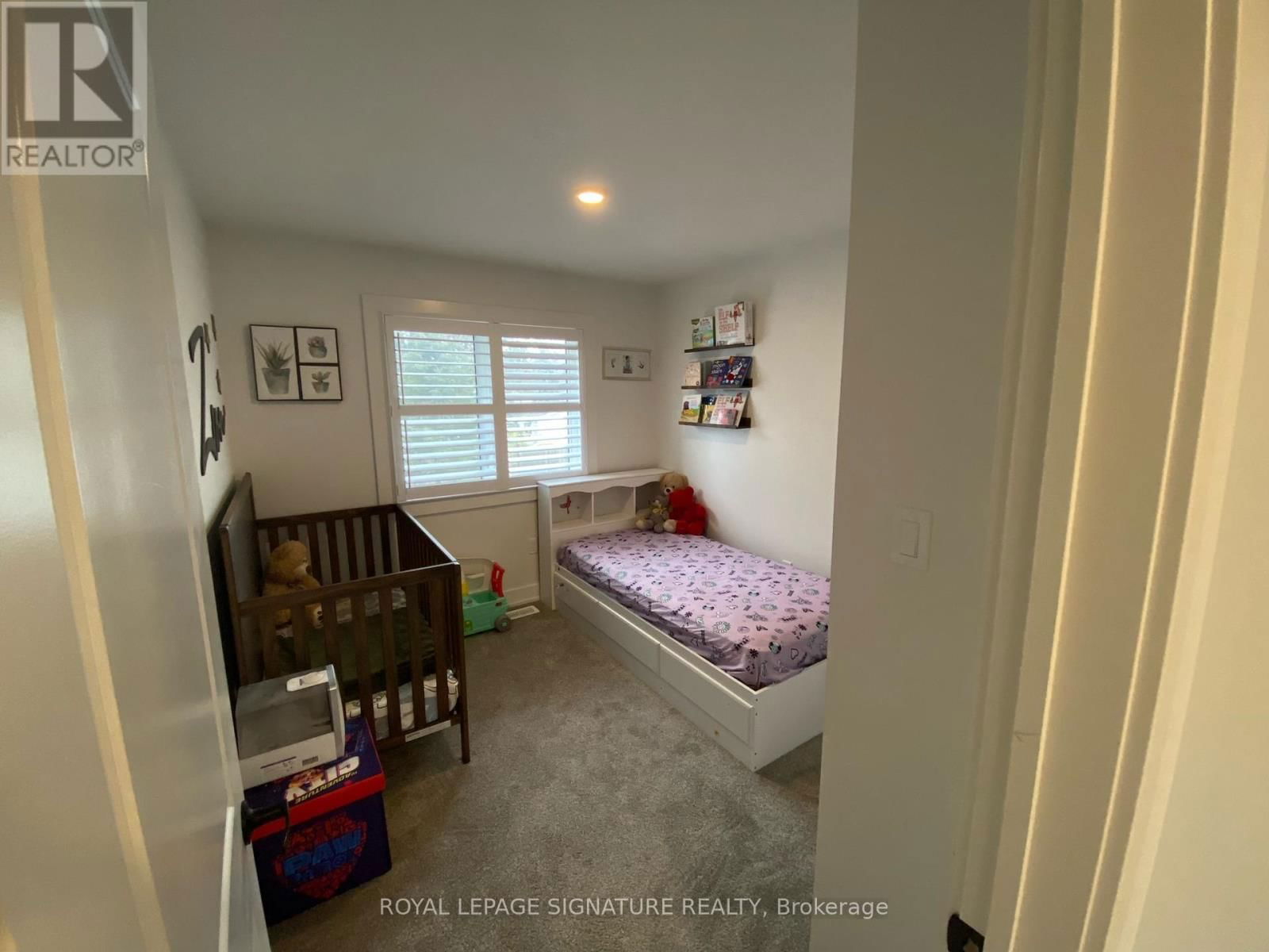 16 WEBB STREET Image 10