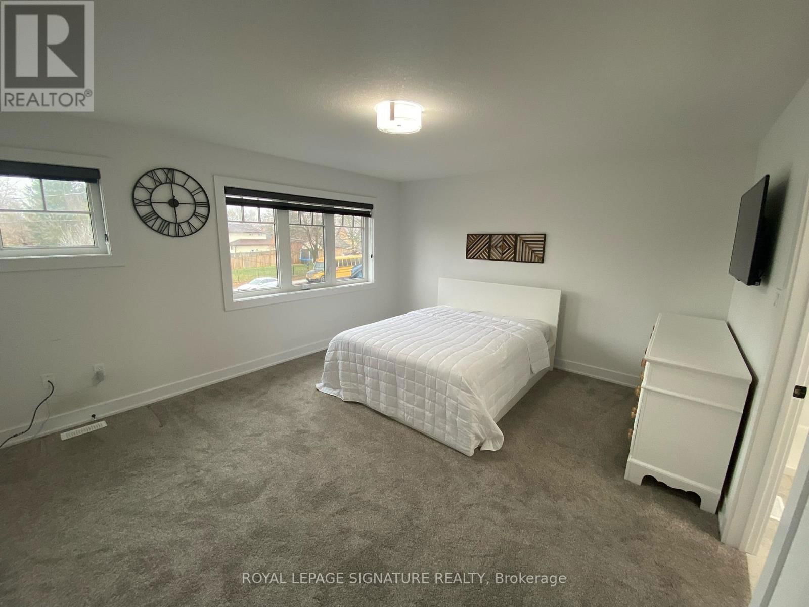 16 WEBB STREET Image 13