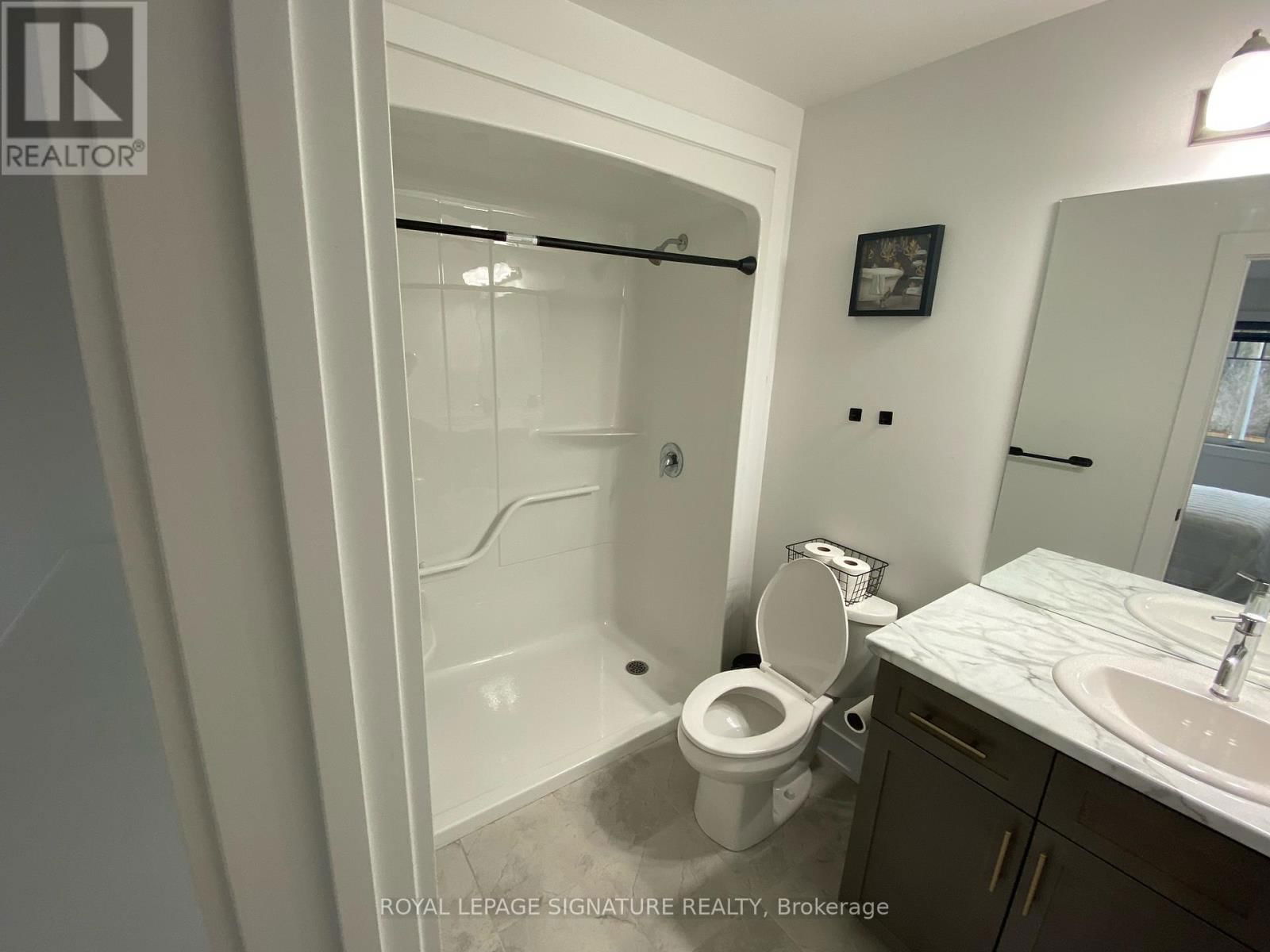 16 WEBB STREET Image 15