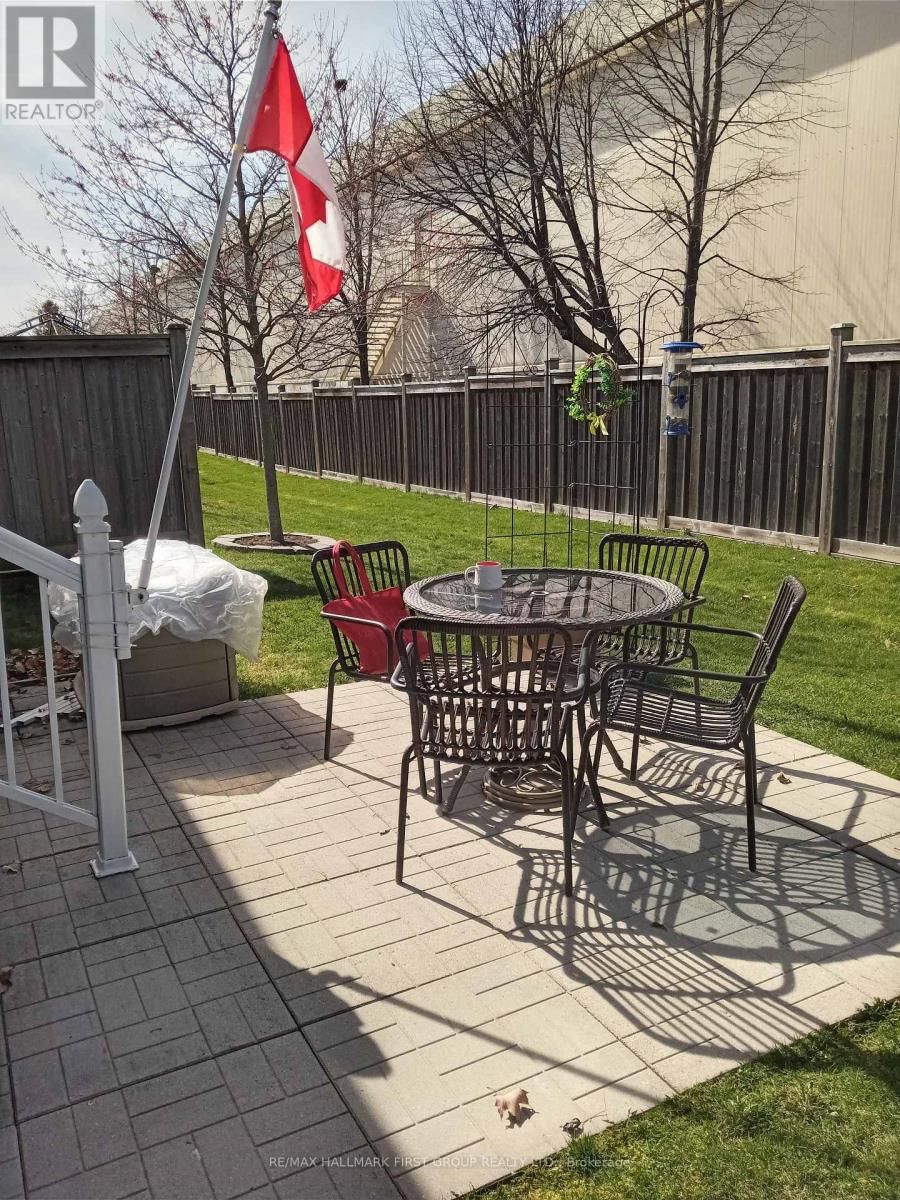 Unit 6 - 740 CARLISLE STREET Image 43