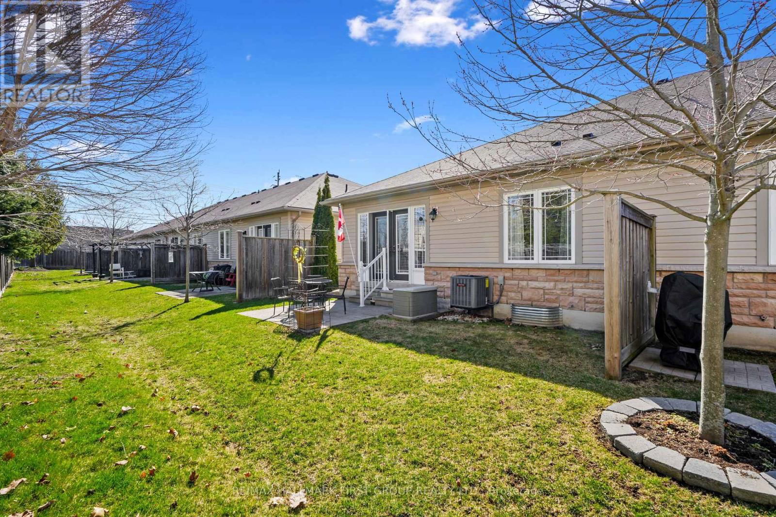 Unit 6 - 740 CARLISLE STREET Image 45