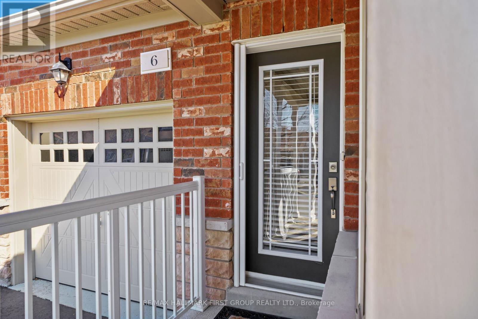 Unit 6 - 740 CARLISLE STREET Image 8