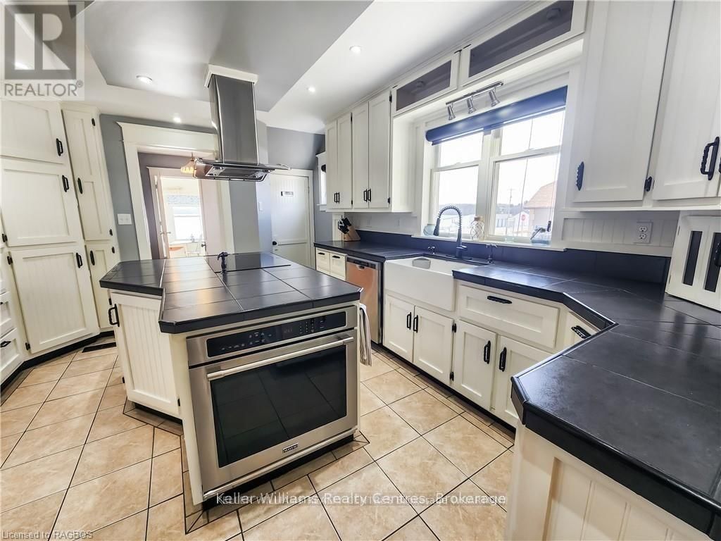 204 BRUCE RD 9 Image 22