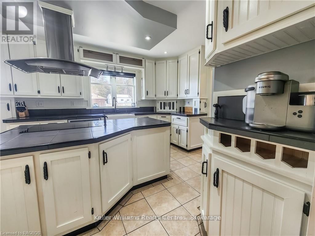 204 BRUCE RD 9 Image 23